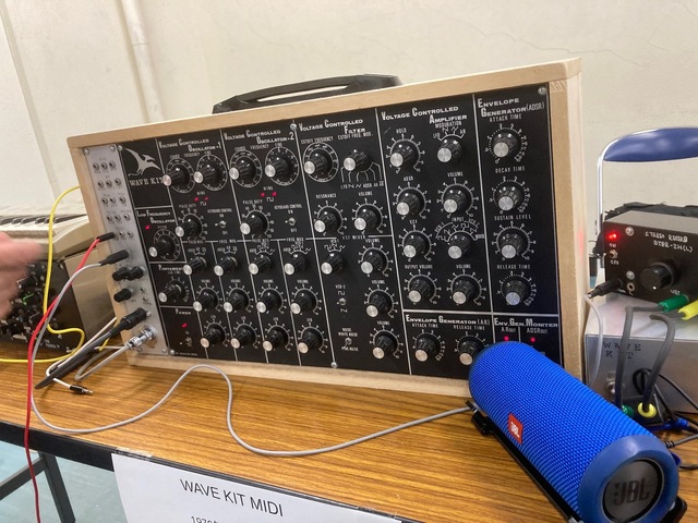 Korg Synth Pedal FK-1 by Univox (Korg V-C-F?): アナログ電子楽器の